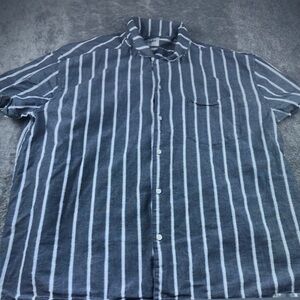 Men's Navy Blue Striped Short-Sleeve Shirt